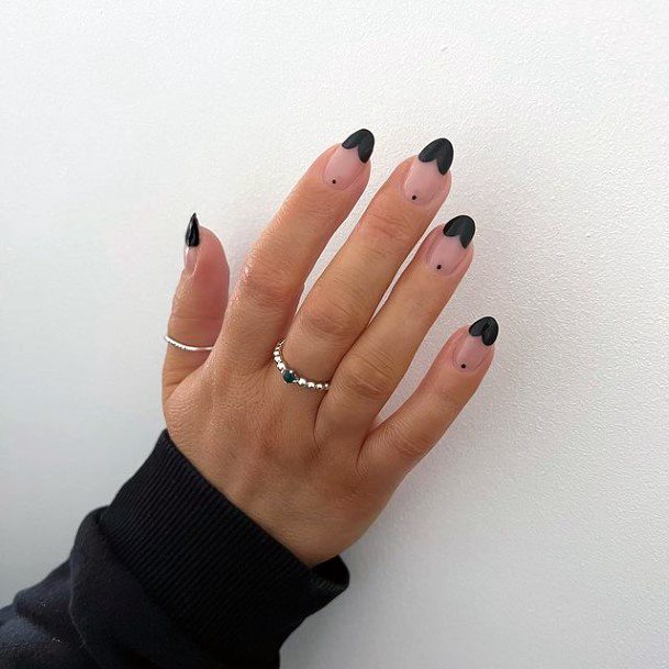 Minimal Grey Dress Nail For Women