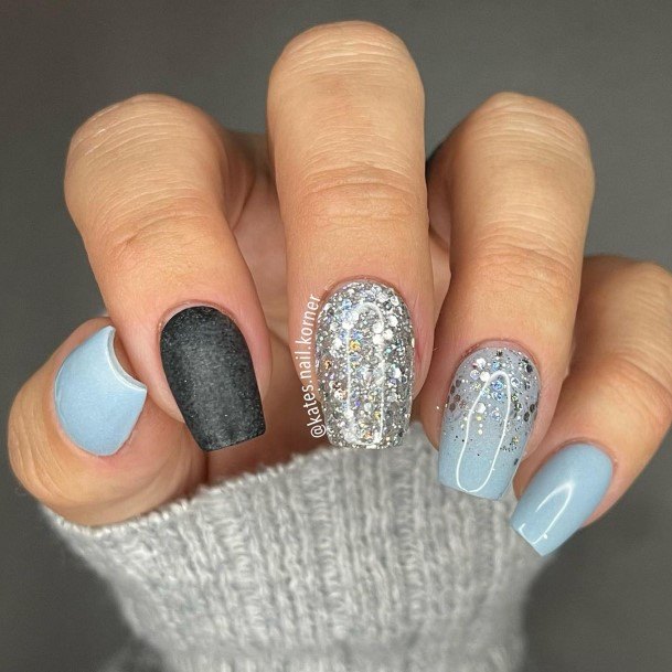 Minimal Grey With Glitter Nail For Women