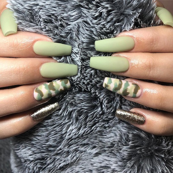 Minimal Matte Green Nail For Women