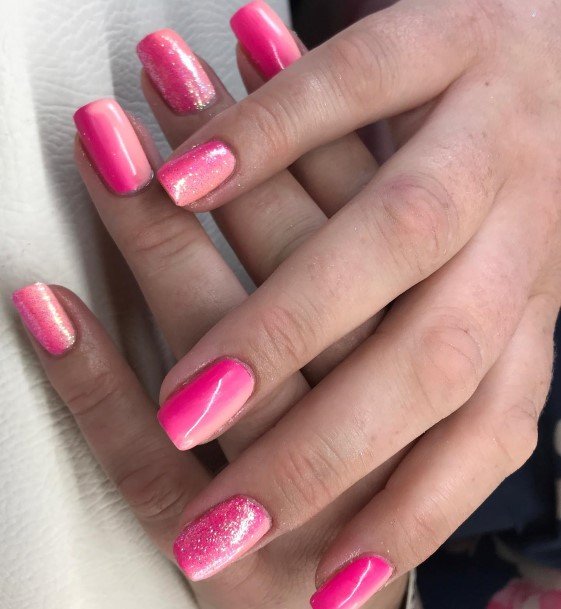 Minimal Peach And Pink Nail For Women