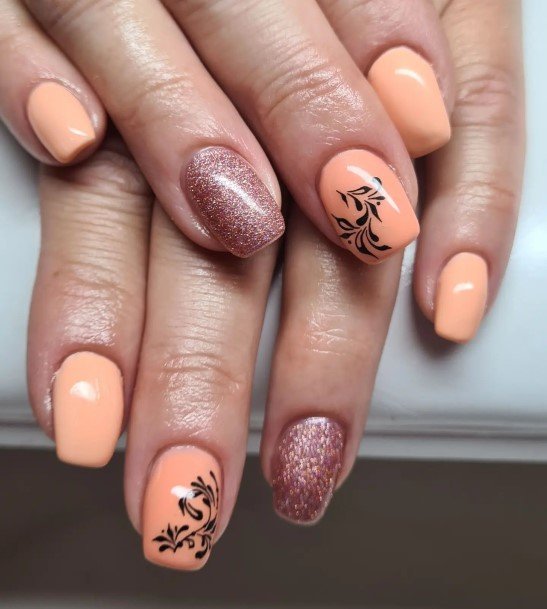 Minimal Peach With Glitter Nail For Women