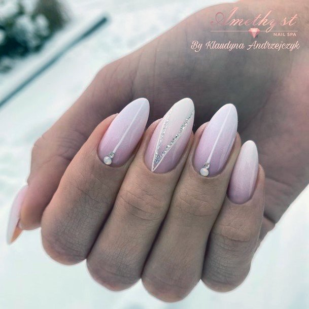 Minimal Pink Ombre With Glitter Nail For Women