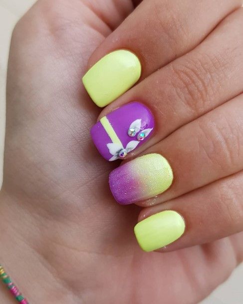 Minimal Purple And Yellow Nail For Women
