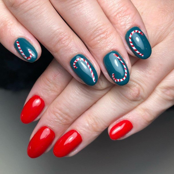 Minimal Red And Green Nail For Women