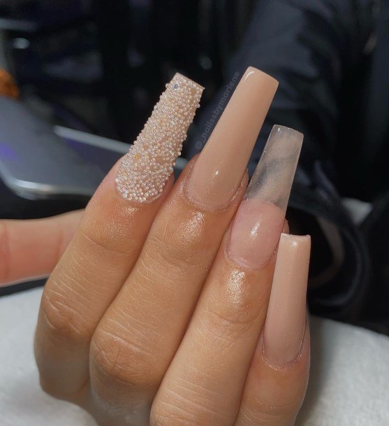 Minimal Tan Nail For Women