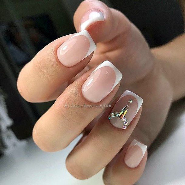 Minimal White With Rhinestones Nail For Women