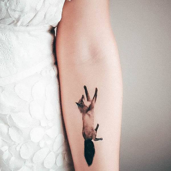 Minimalistic Womens Fox Tattoo Designs