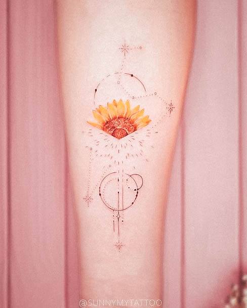 Minimalistic Womens Leo Tattoo Designs