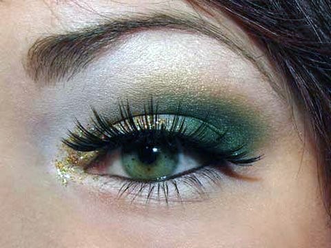 Mossy Green And Brown Eyeshadow Women