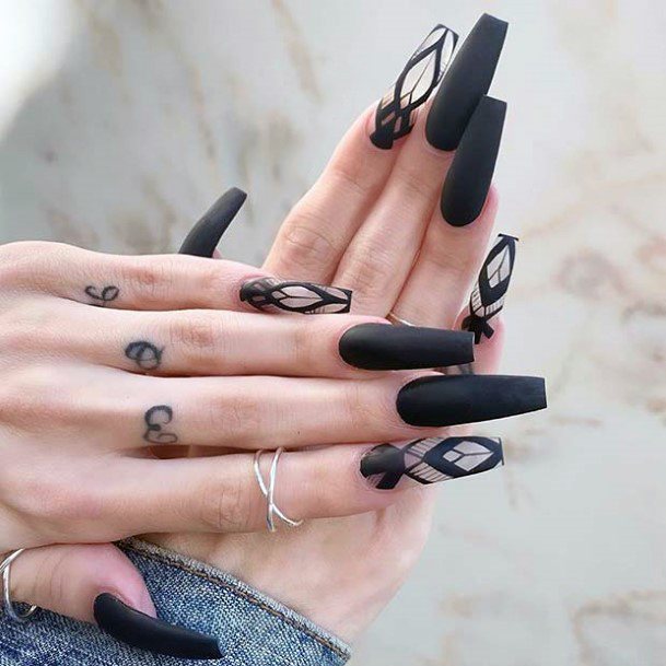 Mysterious Black Design On Nails For Women