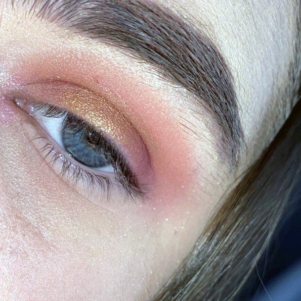 Natural Peach Colored Eyeshadow Women