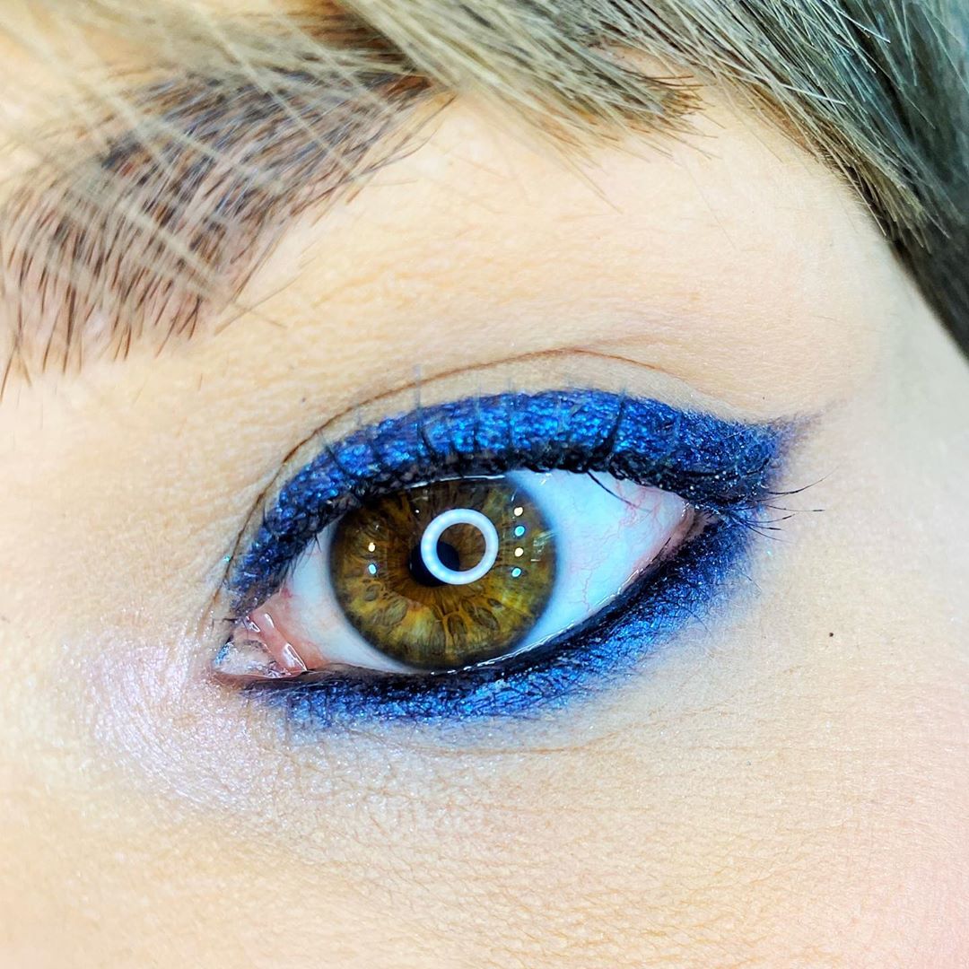 Navy Blue Eyeliner Looks Women