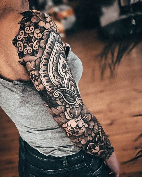 Neat Amazing Tattoo On Female