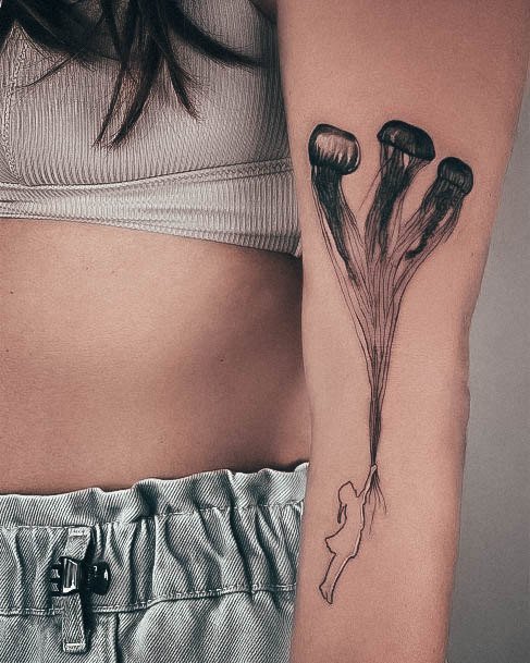 Neat Ballon Tattoo On Female