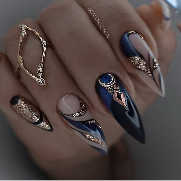 Neat New Years Nail On Female