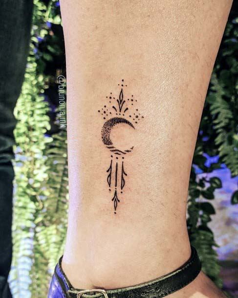 New Moon Art Tattoo Womens Ankle