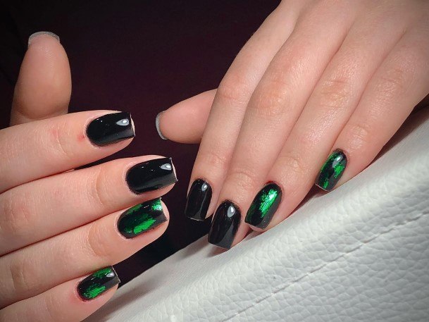 Nice Black And Green Nails For Women