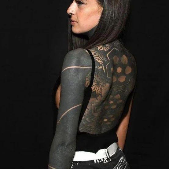 Nice Blackout Tattoos For Women