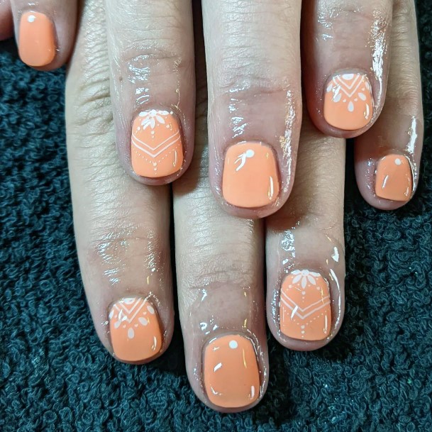 Nice Henna Nails For Women