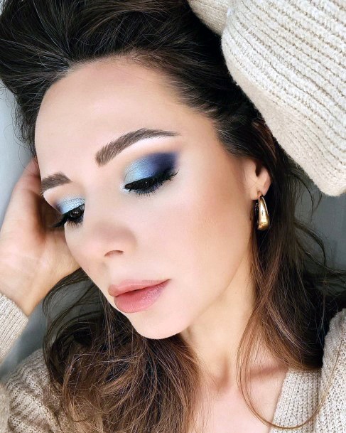 Ombre Blue Grey Eyeshadow For Women