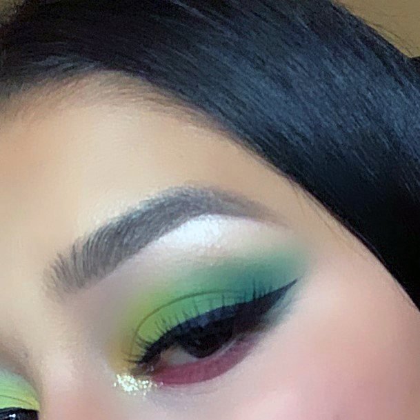 Opaque Green Eyeshadow Women