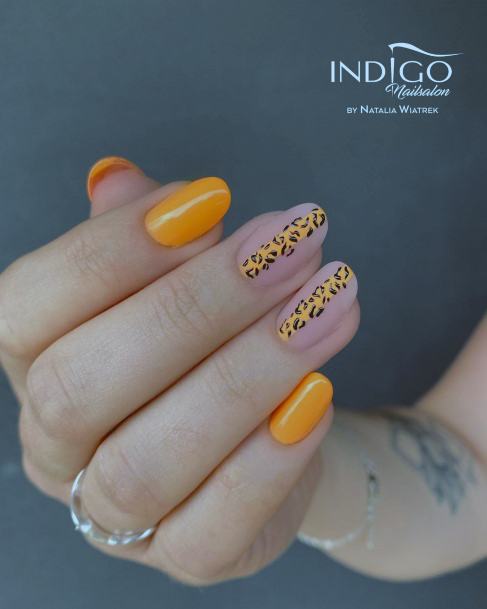 Orange Nail Feminine Designs