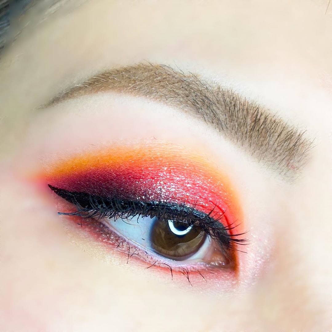 Orange Red Sunrise Makeup Looks For Eyes Women