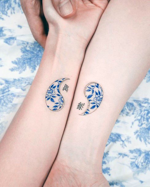 Chinese Porcelain But Make It A Tattoo   Tätowierungen Tattoo spirit  Tattoo ideen