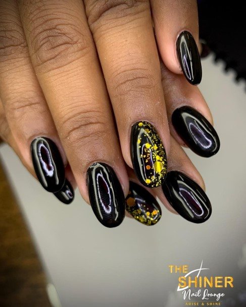Ornate Nails For Females Black Oval