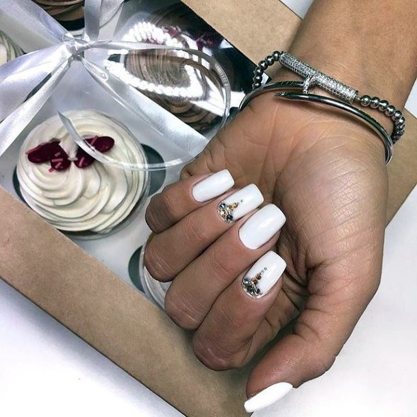 Ornate Nails For Females White With Rhinestones