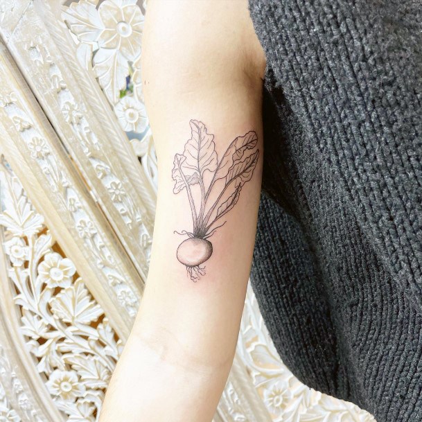 Ornate Tattoos For Females Beet