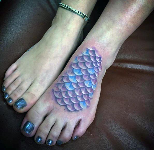 Ornate Tattoos For Females Fish Scales