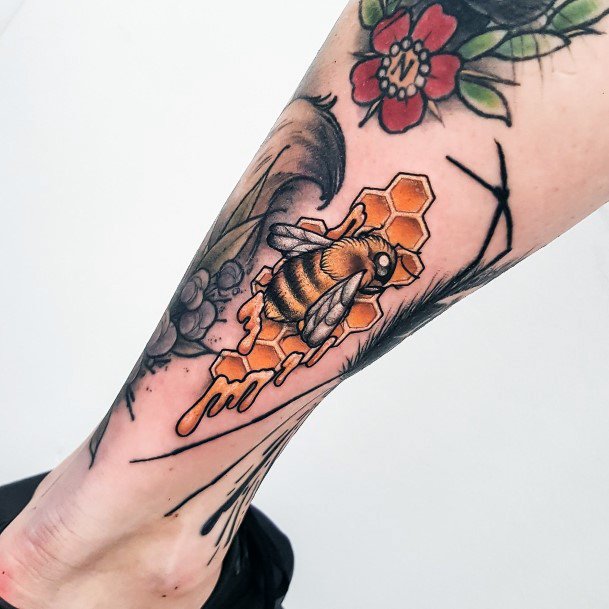 Ornate Tattoos For Females Honeycomb