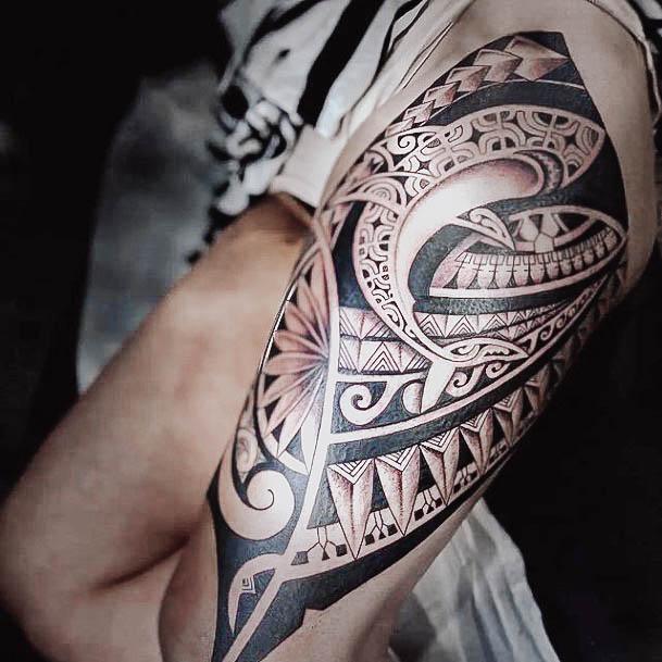 Ornate Tattoos For Females Polynesian