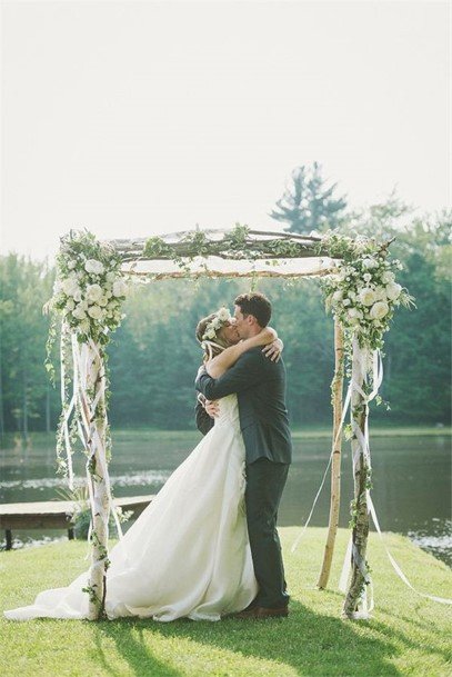 Outdoor Wedding Arch Ideas