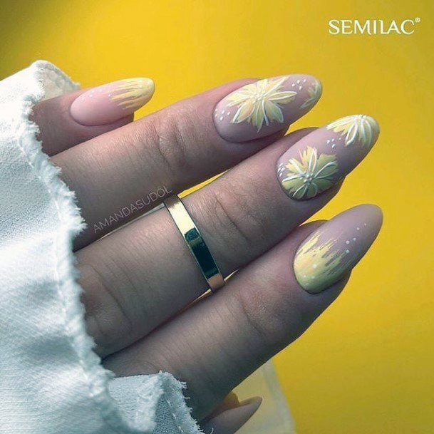 Pale Yellow Flowers On Nail For Women