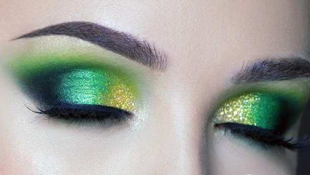 Peacock Blue And Green Eyeshadow Women