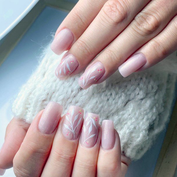 Pearly Pink Attractive Nails