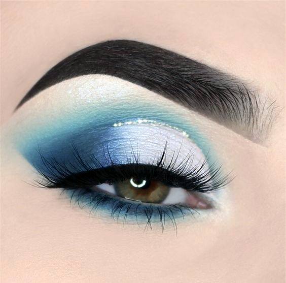 Pearly Silver And Blue Eyeshadow Women