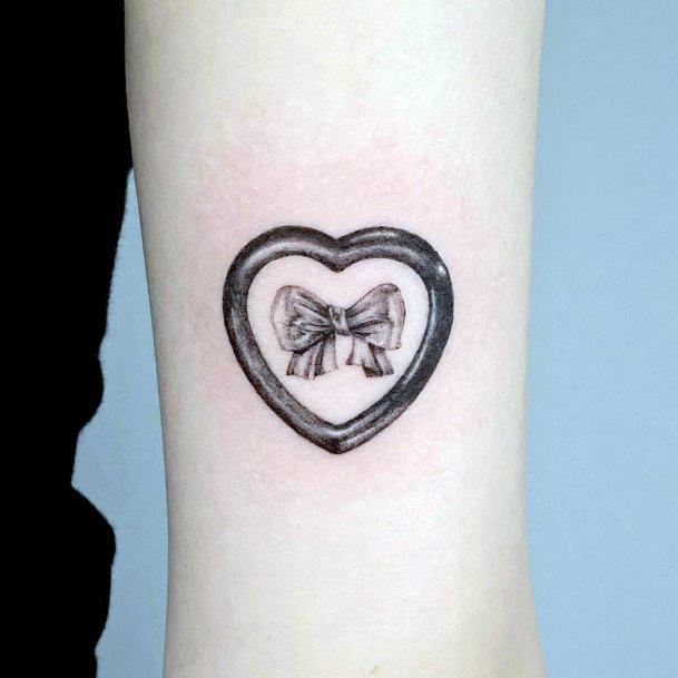 Pendant Womens Tattoo Ideas