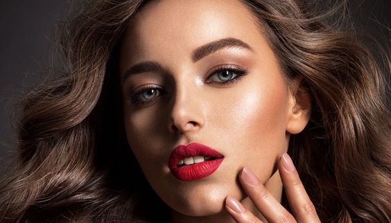 Perfect Finish Red Lipstick Look For Women