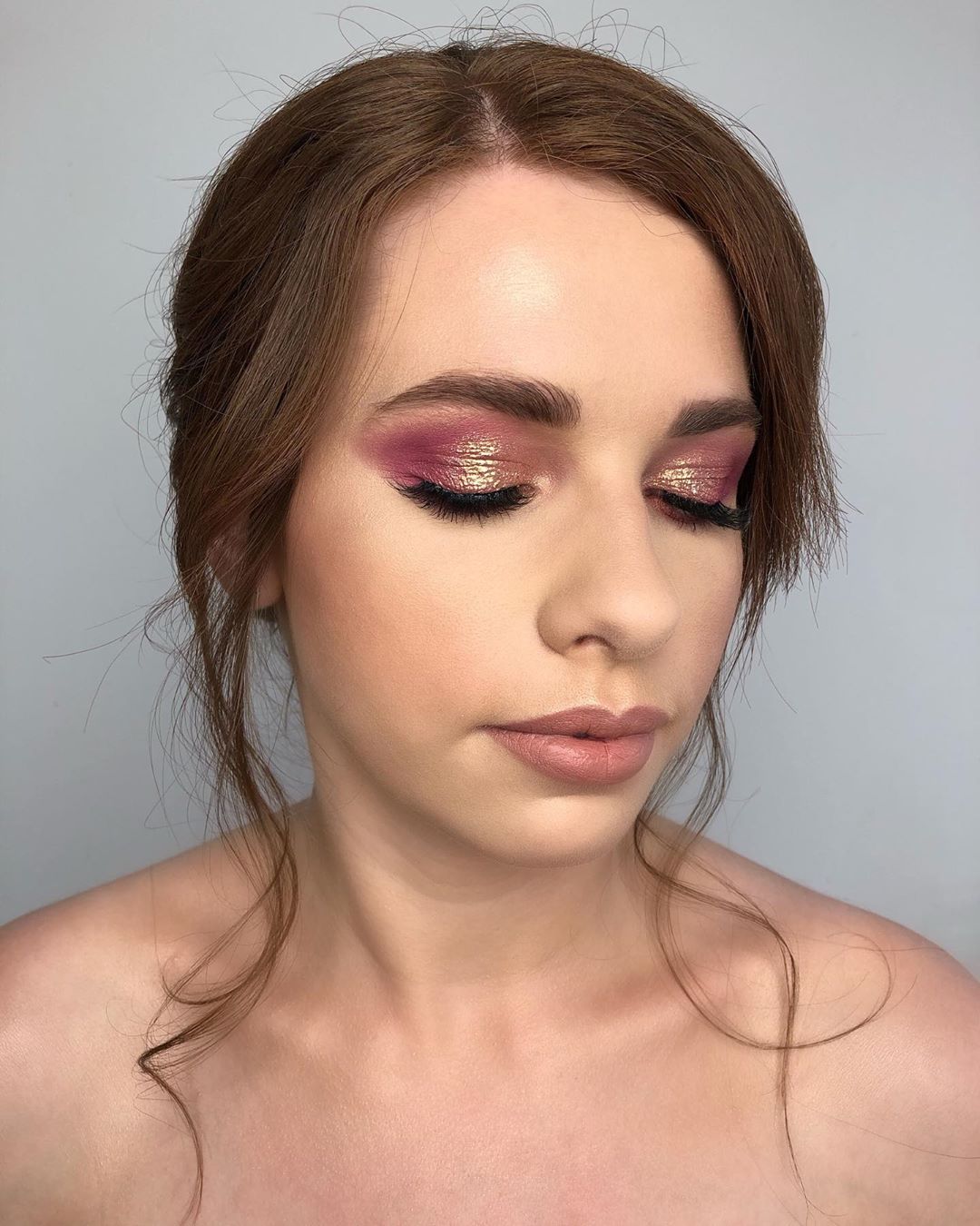 Pink Eye Makeup Looks For Women