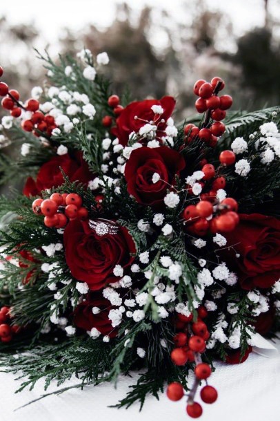 Pleasing Red And White Christmas Wedding Flowers