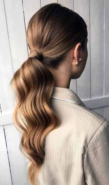 Pony Golden Hair Style For Women