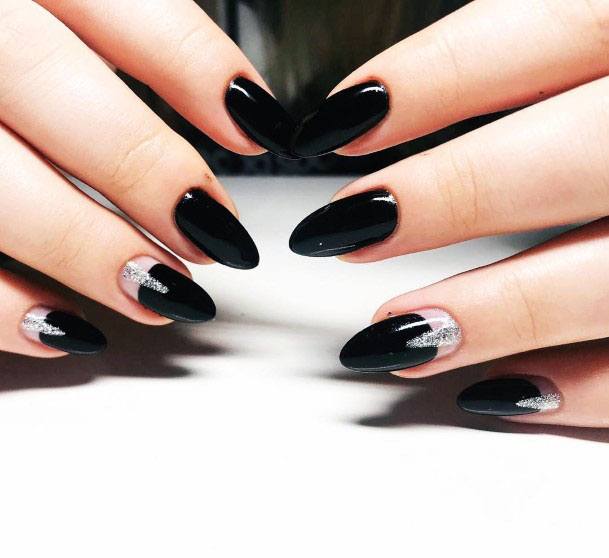 Popular Almond Black And Sparkly Silver Gel Nailideas For Women