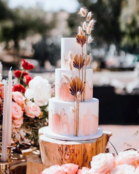 Pretty 3 Tier Wedding Women Cake