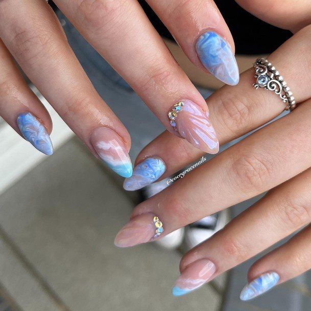 Pretty Beach Nails Women