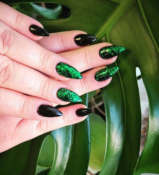 Pretty Black And Green Nails Women