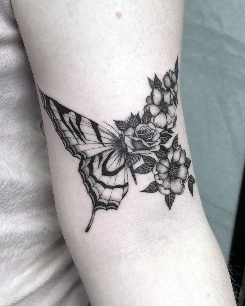 Pretty Butterfly Flower Tattoos Women