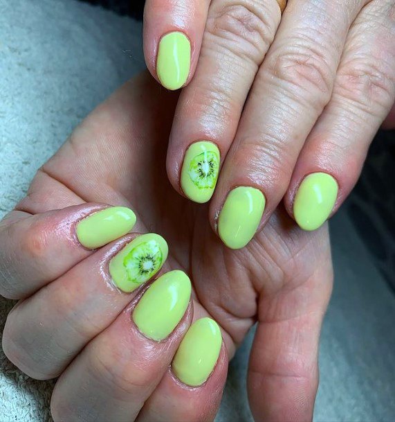 Pretty Green Light Kiwi Nails